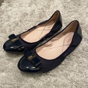 Barely worn Cole Haan bow flats in Navy